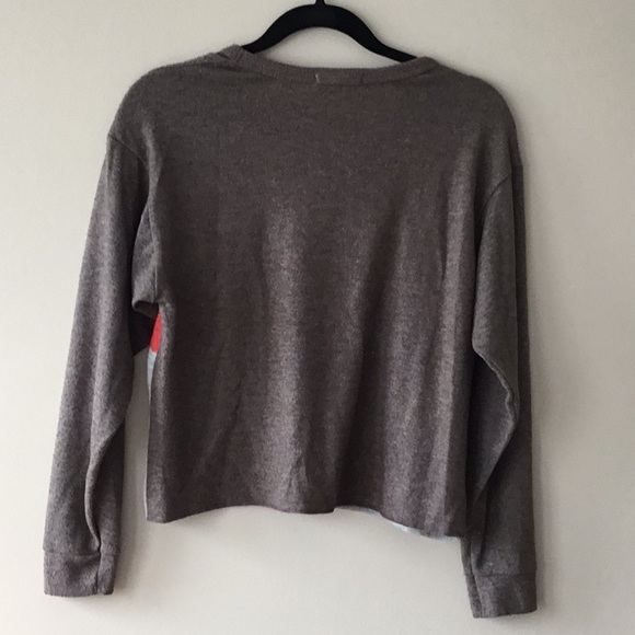 Anistar Crop Top - Picture 2 of 4